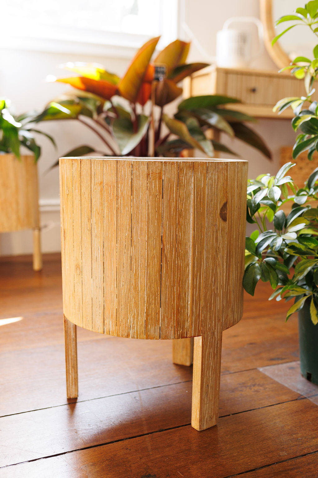 Curva Wooden Planter