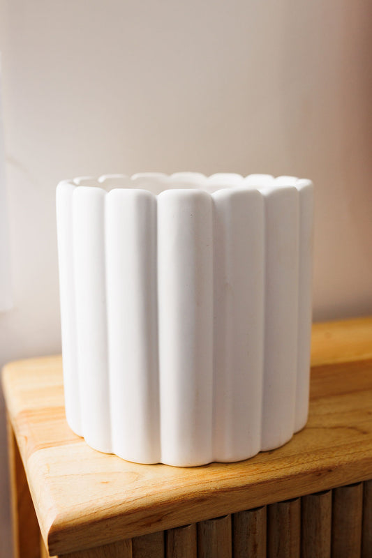Aurelia Soft Touch Pot - White