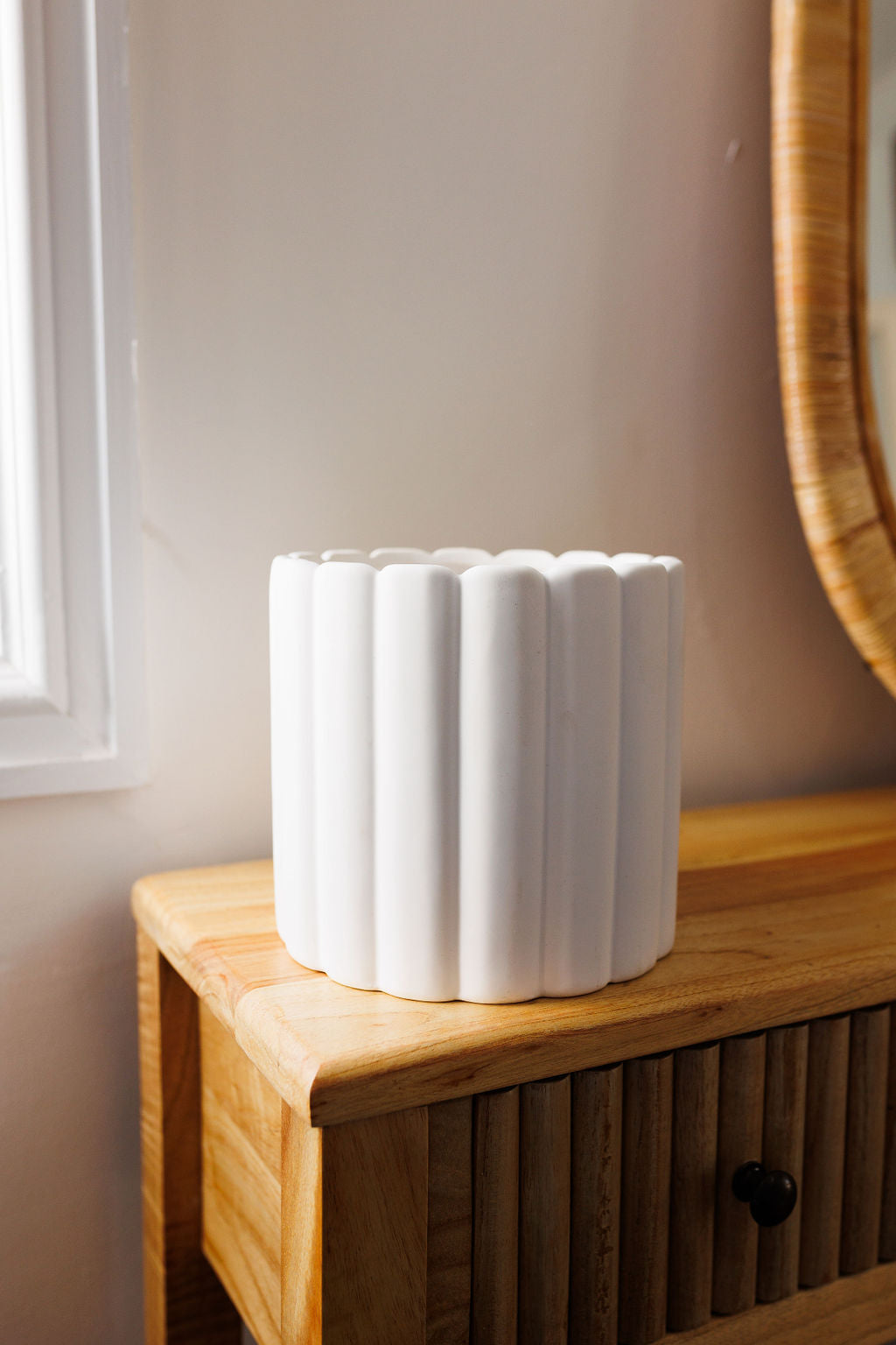 Aurelia Soft Touch Pot - White